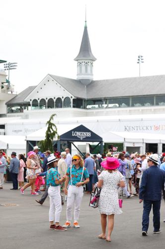 Twin Spires in background of crowd.JPG