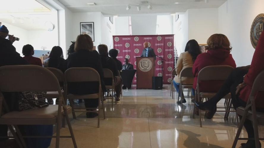 SIMMONS WOMEN BBALL PARADE (1).jpeg