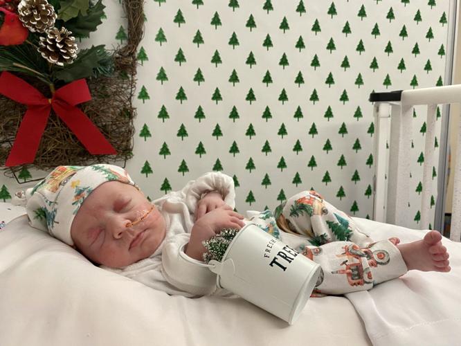 Norton 2021 Christmas NICU babies (23).jpg