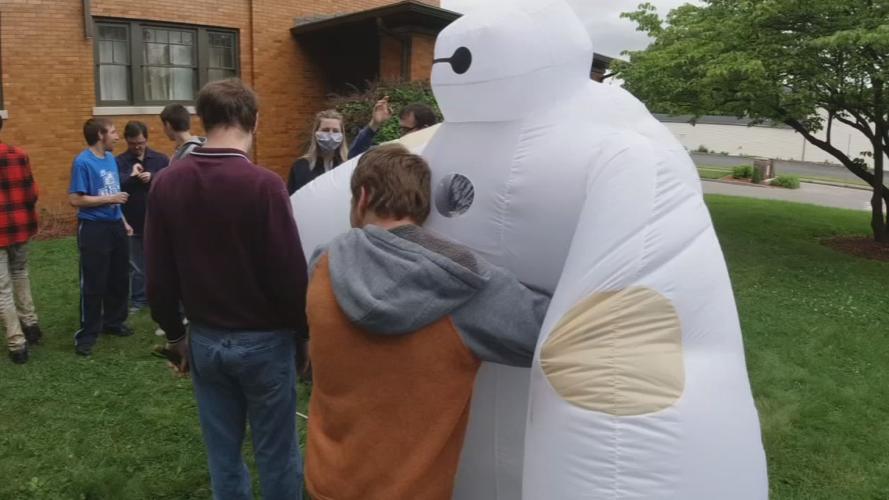 Southern Indiana staff visits clients in disguise to social distance