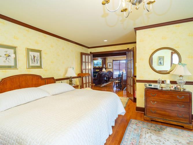 Uncle Joe's Bird Nest-32.jpg