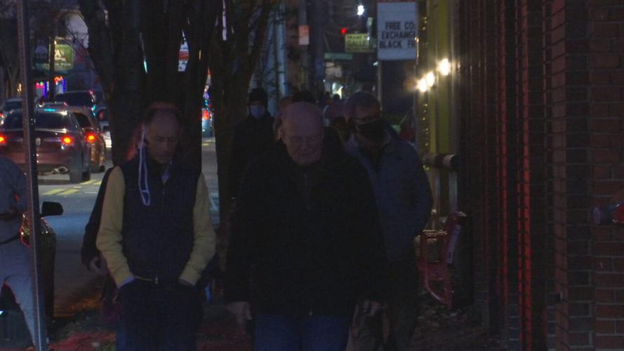 Bardstown Road Aglow 2020 (5).jpeg