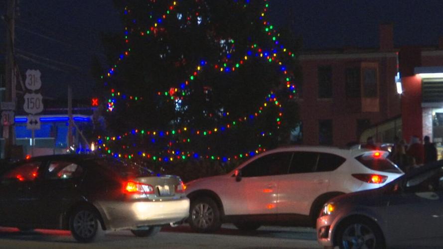 Bardstown Road Aglow 2020 (3).jpeg