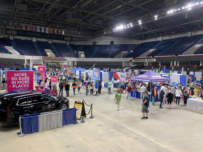 KDF marathon packet pick up 2023