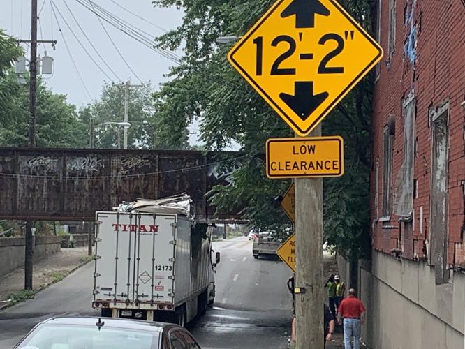 SEMI UNDER OVERPASS ON 22ND STREET - CAN OPENER - 7-7-2022  (4).JPG