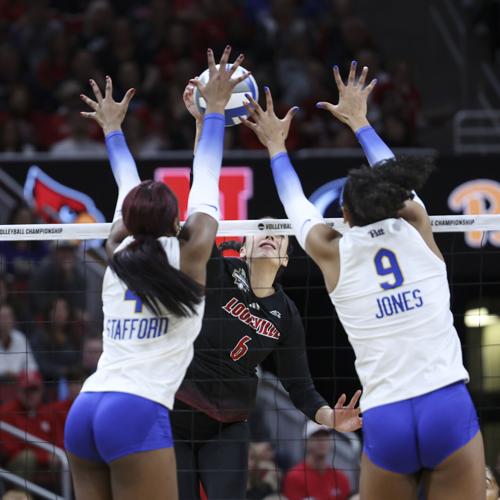 Louisville volleyball Final Four-32.jpg