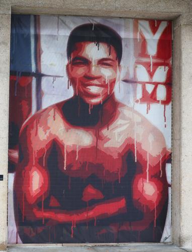 Muhammad Ali smiling mural.JPG