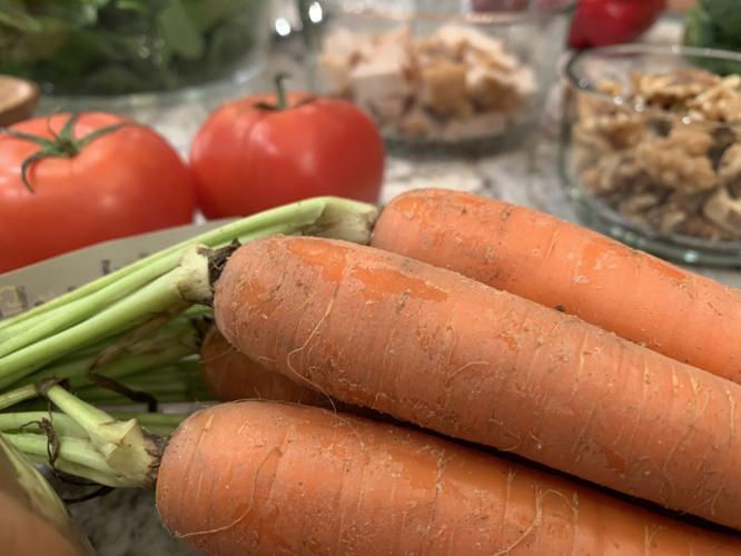 IMMUNE BOOSTING FOODS - VEGETABLES - VEGGIES - CARROTS KEITH KAISER - 5-8-2020  (11).jpeg
