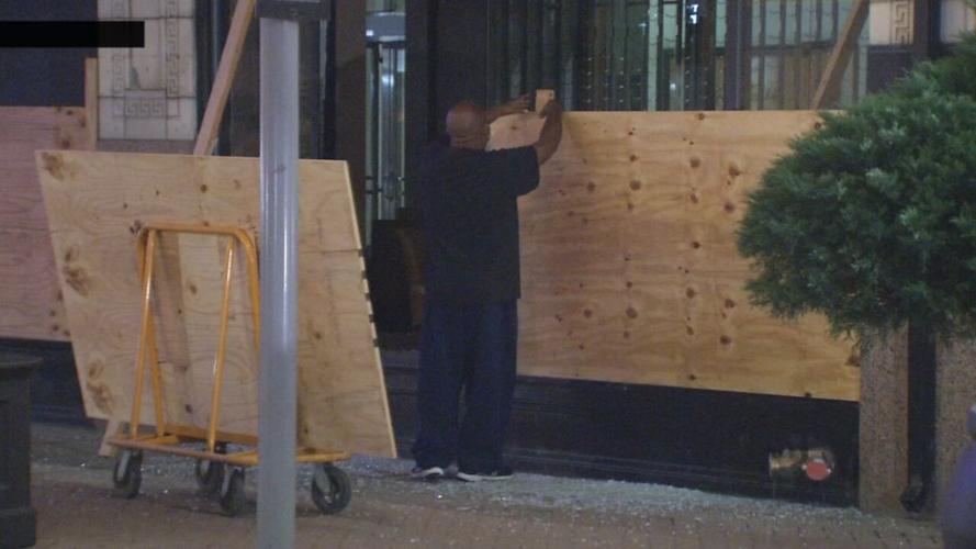 Eddie Merlot's vandalism (2).png