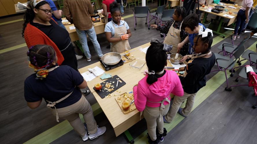 Byck Thanksgiving Meal 4.jpg