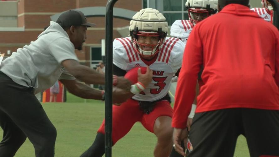 Transfer Isaac Guerendo adding size AND speed to U of L running backs room.
