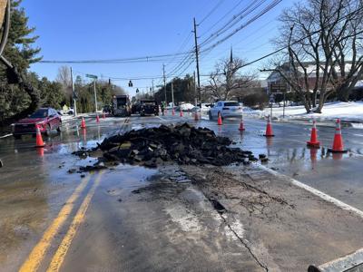 WATER MAIN BREAK - BROWNSBORO ROAD - 1-16-2025.jpg