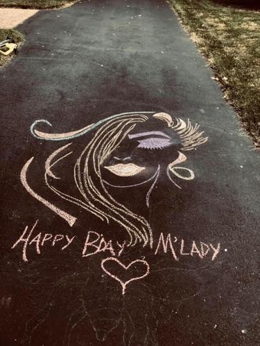 PLAINVIEW - CHALK DRAWINGS - IMAGES BILL HALL  (4).jpg