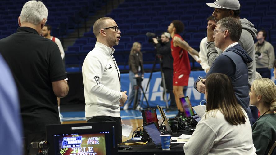 LOUISVILLE NCAA PRACTICE-07.jpg