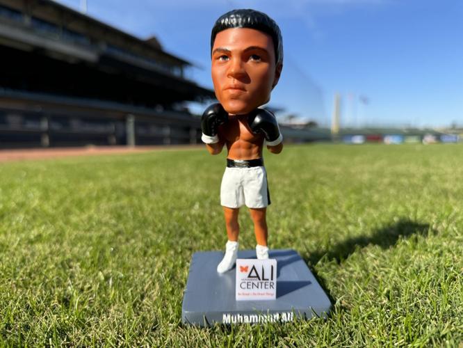 Muhammad Ali bobblehead.jpg