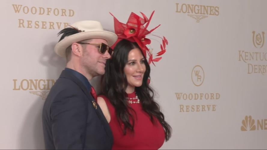 Derby 152 red carpet