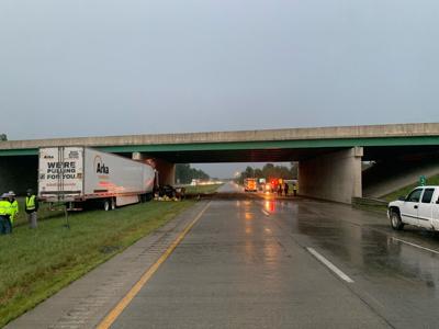 Scott County semi crash.jfif