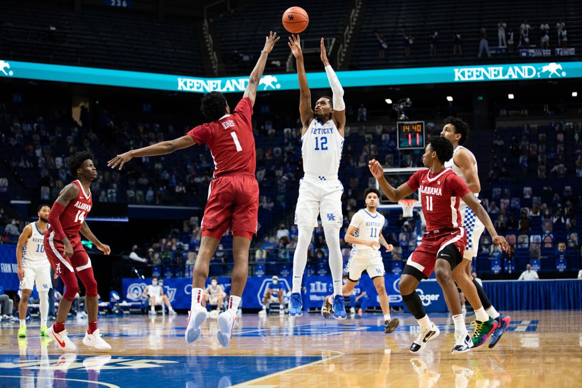 Bozich Kentucky S Winning Streak Ends In 85 65 Loss To Alabama Sports Wdrb Com