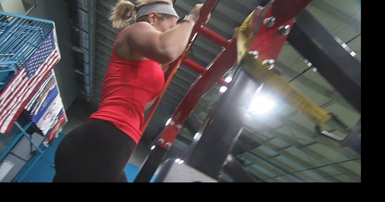wdrb-s-gina-glaros-competes-in-ohio-valley-wrestling-s-first-combine