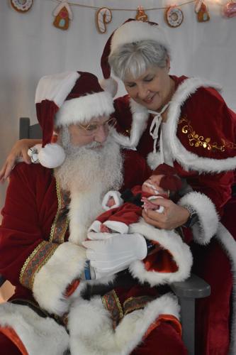 Santa visits NICU babies at UofL Health (9).JPG
