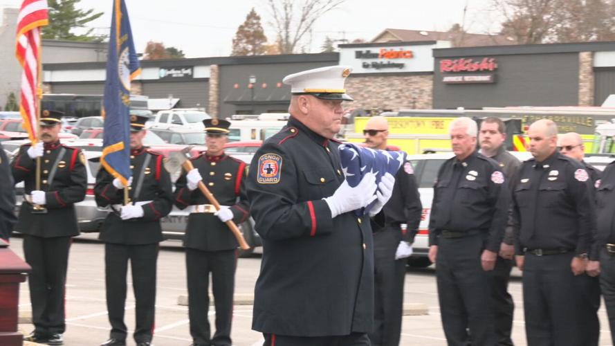 BALLARDSVILLE FIREFIGHTER FUNERAL - TOM PETSCHKE - 11-16-2023  (13).jpeg