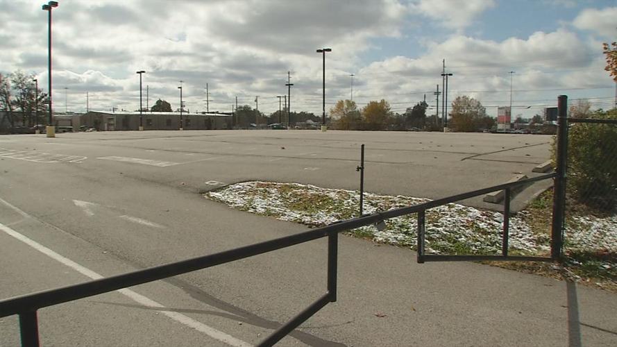 HOTEL IN U OF L PARKING LOT 11-12-19.jpg