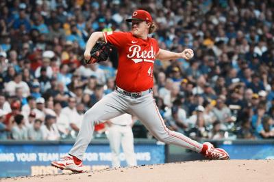 Reds Brewers Baseball