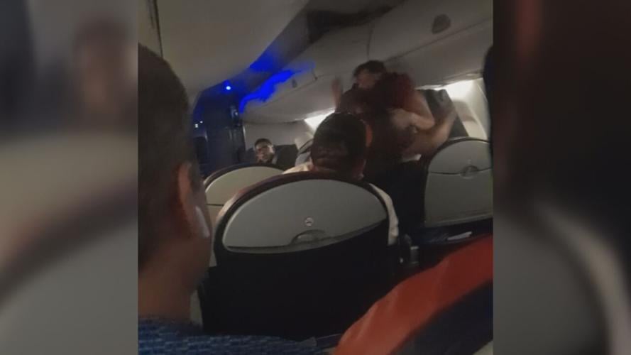 American Airlines flight fight 5-1-22.jpeg