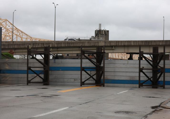 Flood wall downtown Louisville - April 6.JPG