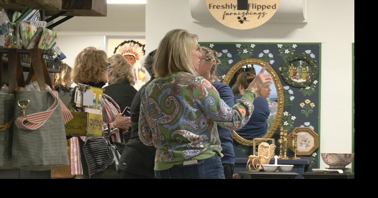 'It's wonderful' Crestwood building helps community shop local