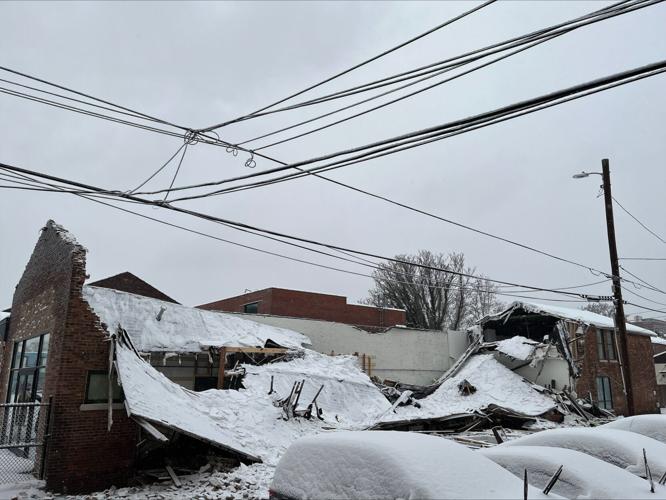 STRUCTURE COLLAPSE - GARVIN AVE - LOU FIRE DEPT 1-8-2025 (3).jpeg