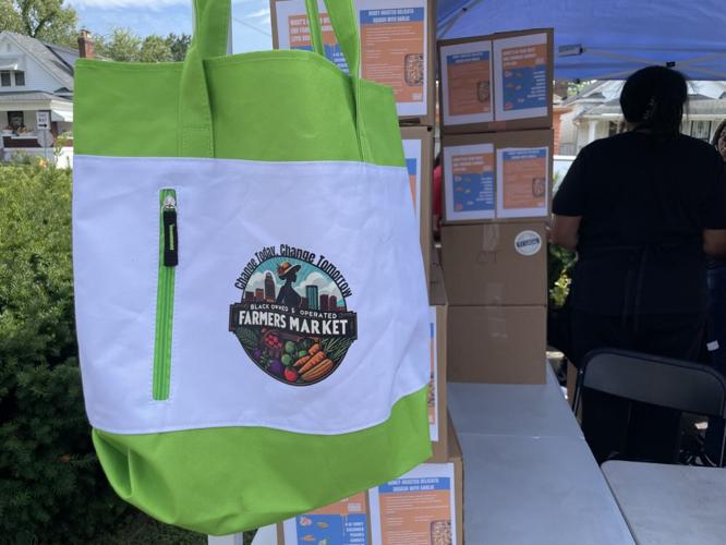 Farmers Market bag.jpg