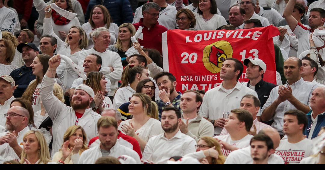 Fans flock to support 2013 Louisville men's basketball team