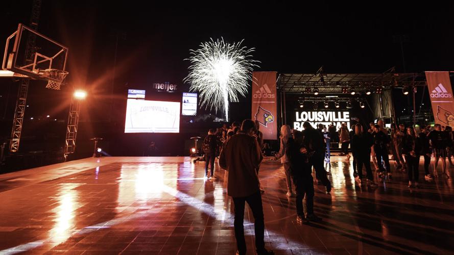 Louisville Live9496.jpg