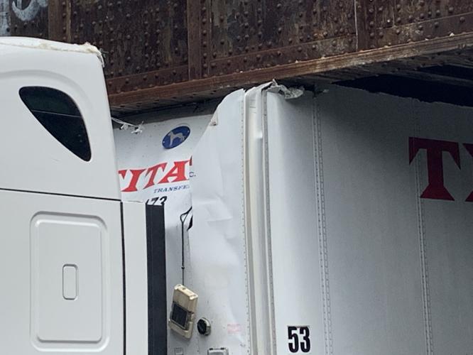 SEMI UNDER OVERPASS ON 22ND STREET - CAN OPENER - 7-7-2022  (6).JPG