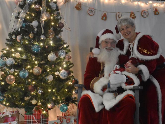 Santa visits NICU babies at UofL Health (8).JPG