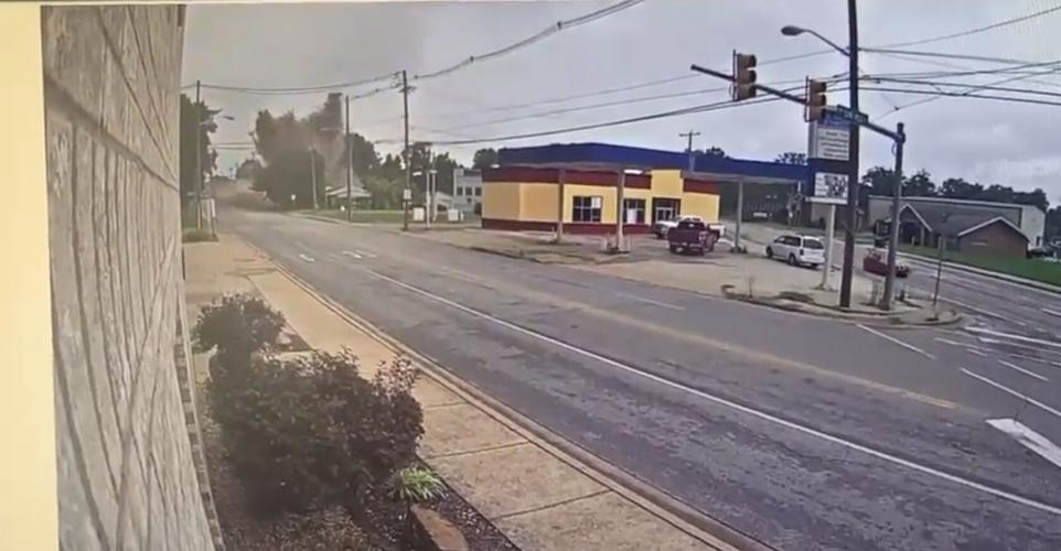 Evansville house explosion 8-10-22.png