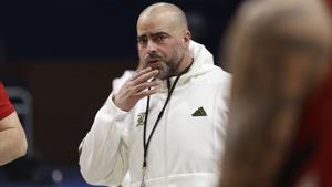 Brian Kloman becomes second Louisville staffer to depart, hired by GM at Auburn, per reports