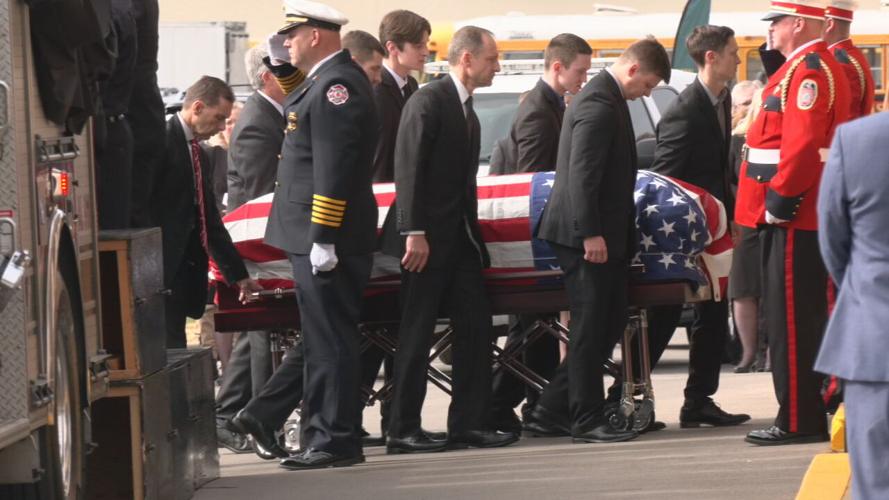 BALLARDSVILLE FIREFIGHTER FUNERAL - TOM PETSCHKE - 11-16-2023  (8).jpeg