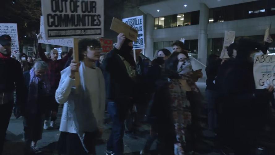 Downtown Louisville ICE fatal shooting protest 1-8-26