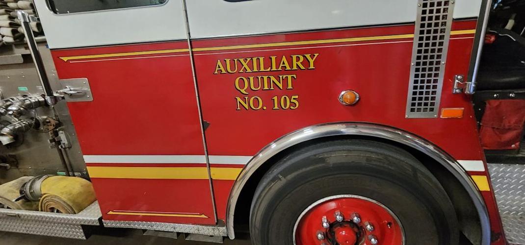 Apparatus 3rd district Quint 9 (2).JPG