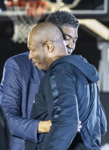 Kenny Payne and Pervis Ellison