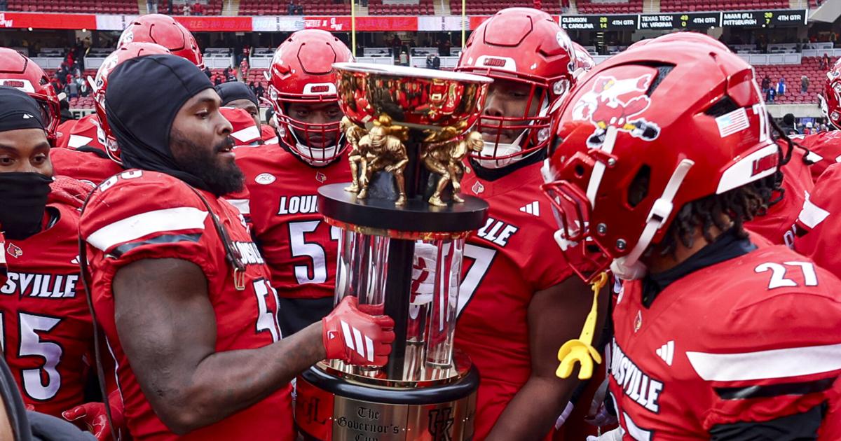 CRAWFORD | With a walk-on and willpower, Brohm buries Kentucky, and maybe Stoops, too - WDRB