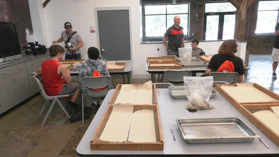 KSB students archeological dig