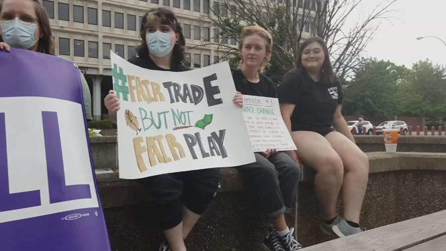 Heine Brothers' Coffee Workers Union rally 7-25-22 (5).jpeg