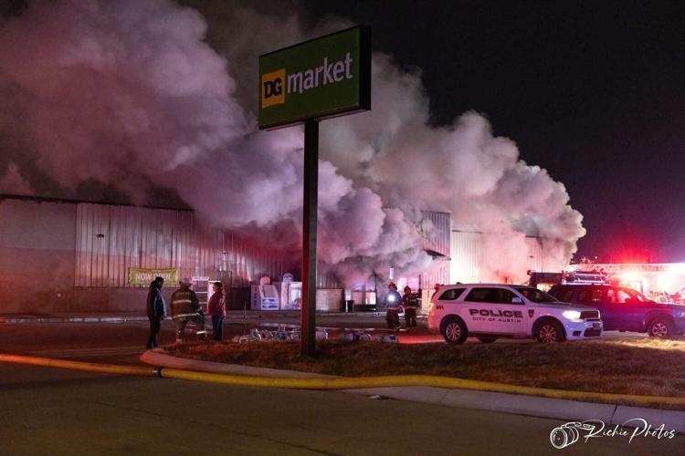 Dollar General in Austin, Indiana on fire - 2.10.25
