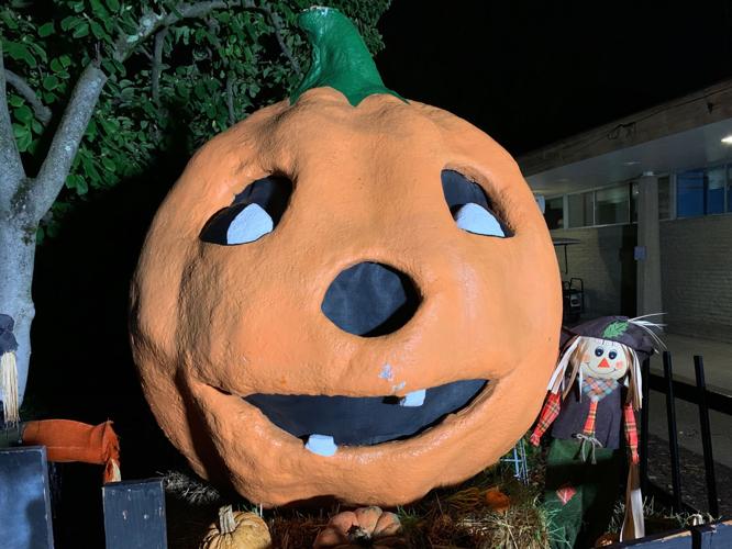 Halloween at the zoo KK 10-22-19.jpeg