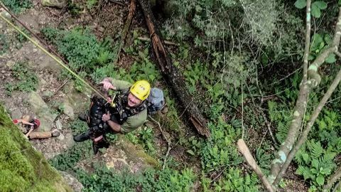 Kentucky Air National Guard Search and Rescue K-9 Callie training