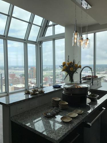 OMNI HOTEL PENTHOUSE (12).JPG