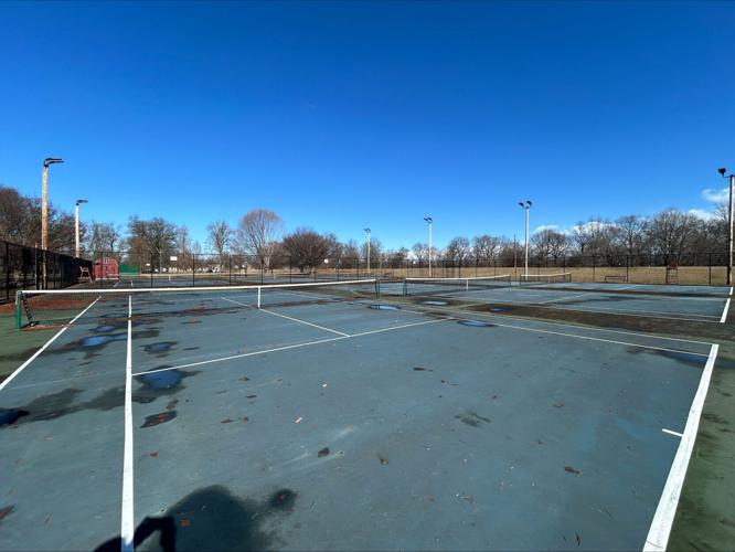Chickasaw Park tennis courts